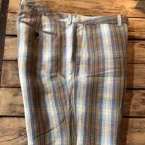 Flash sale...Tommy Bahama Men’s shorts size 38